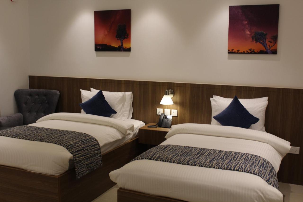 Duqm Express Hotel Esterno foto