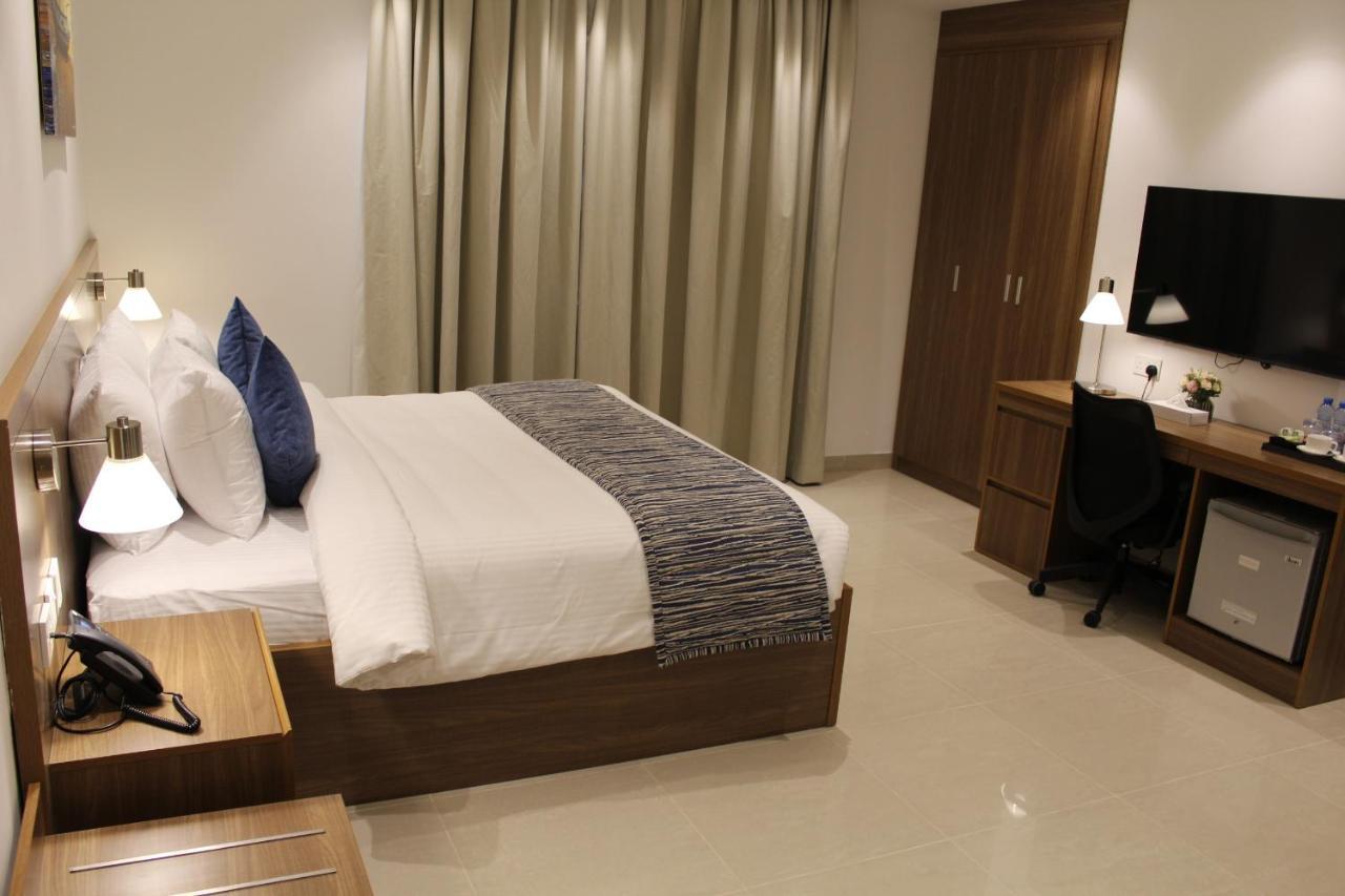 Duqm Express Hotel Esterno foto