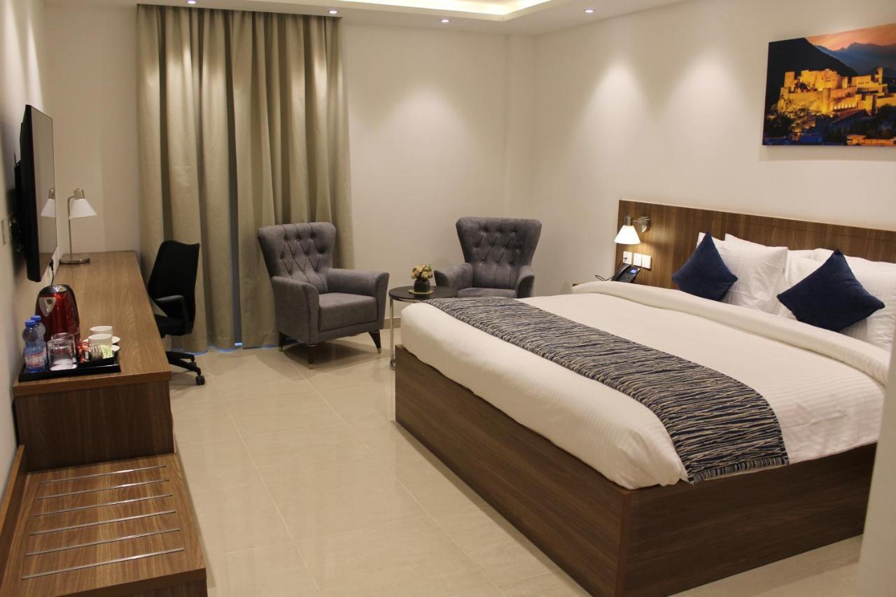 Duqm Express Hotel Esterno foto